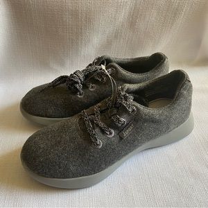 NIB JSport By Jambu Arrow Women’s Wool Sneakers-7M